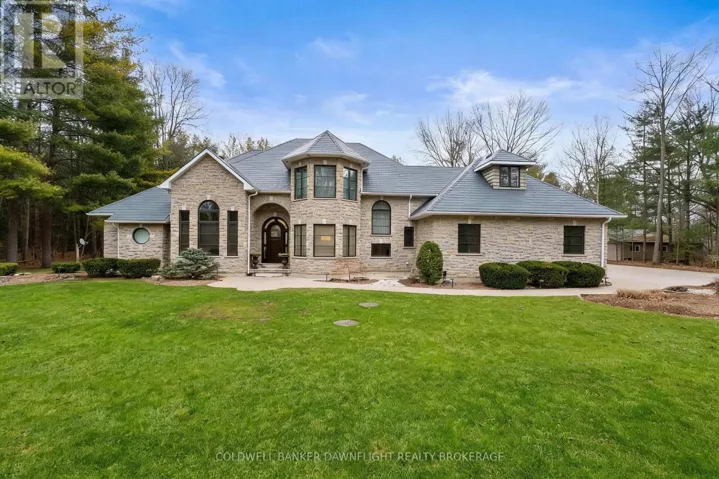 9923 PARKVIEW CRESCENT, Lambton Shores (Grand Bend), Ontario N0M1T0