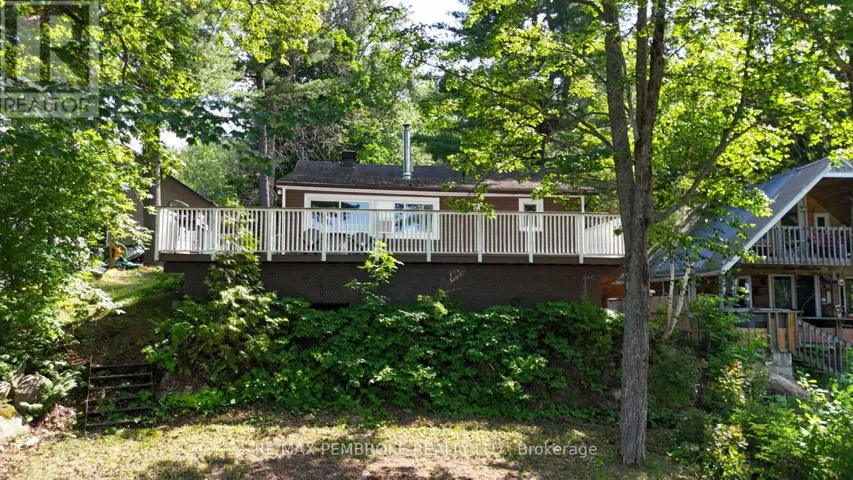 80 MACGREGOR BAY TRAIL, Petawawa, Ontario K8A8K9