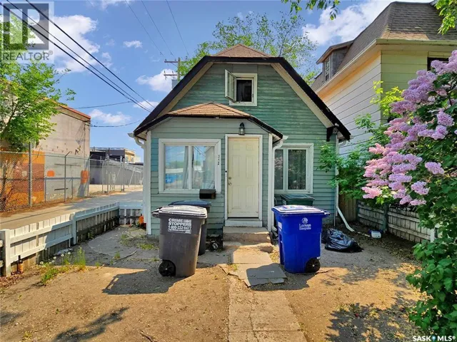 312 E AVENUE S, Saskatoon, Saskatchewan S7M1S1
