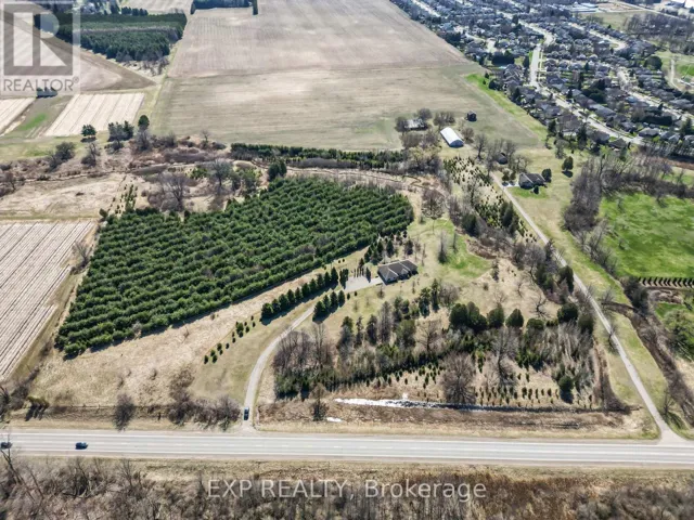 8371 HICKORY DRIVE, Strathroy-Caradoc, Ontario N7G3H8