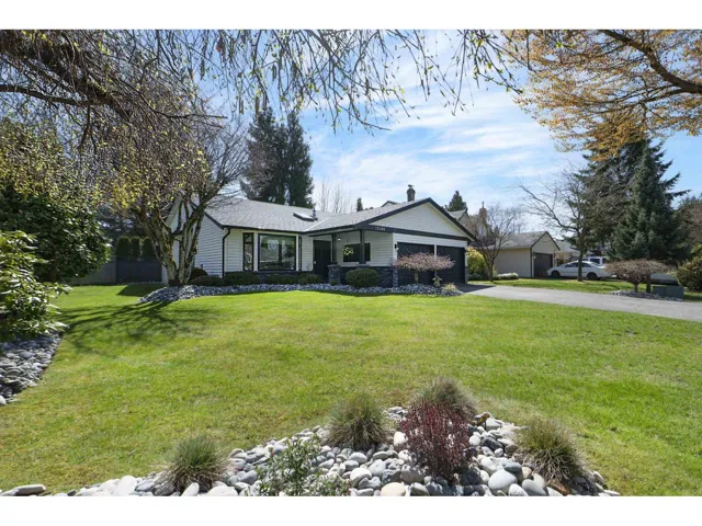 15496 93 AVENUE, Surrey, British Columbia V3R9B6