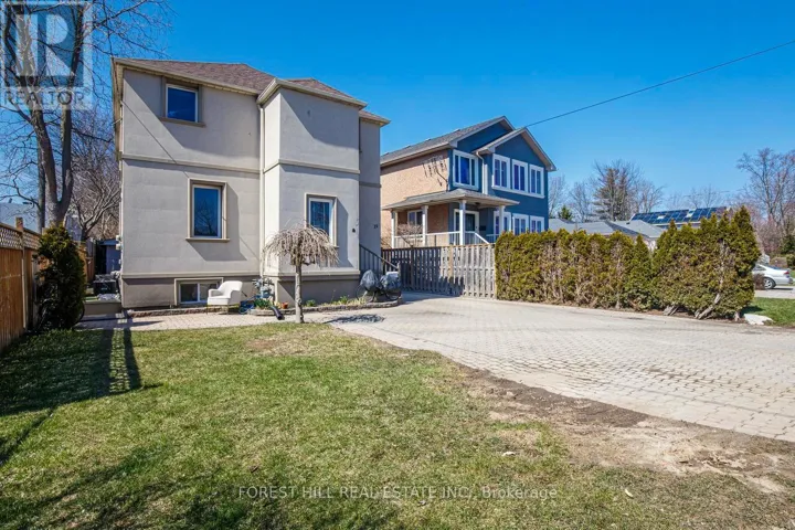 19 TROY STREET, Mississauga (Mineola), Ontario L5G1S6