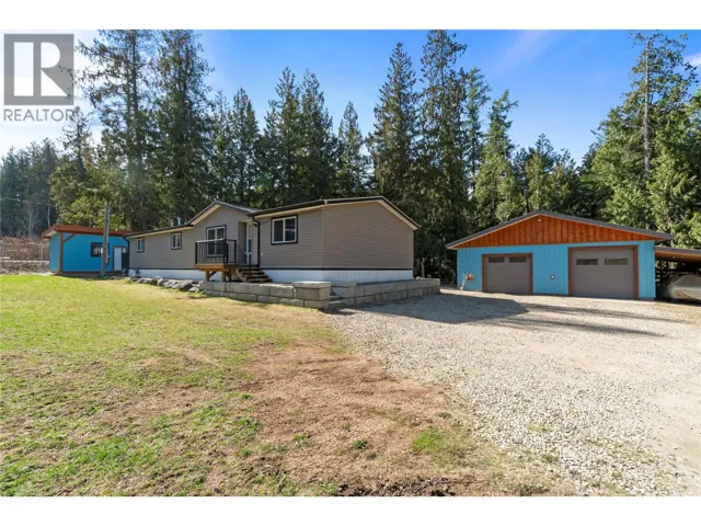 1284 Notch Hill Road, Sorrento, British Columbia V0E2W1