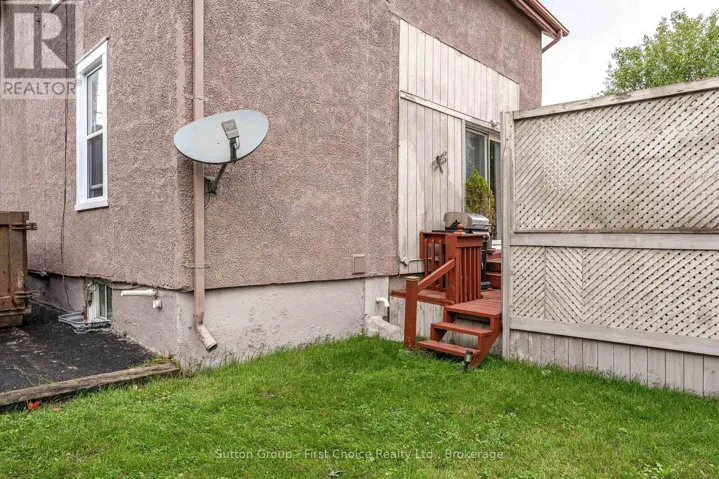 780