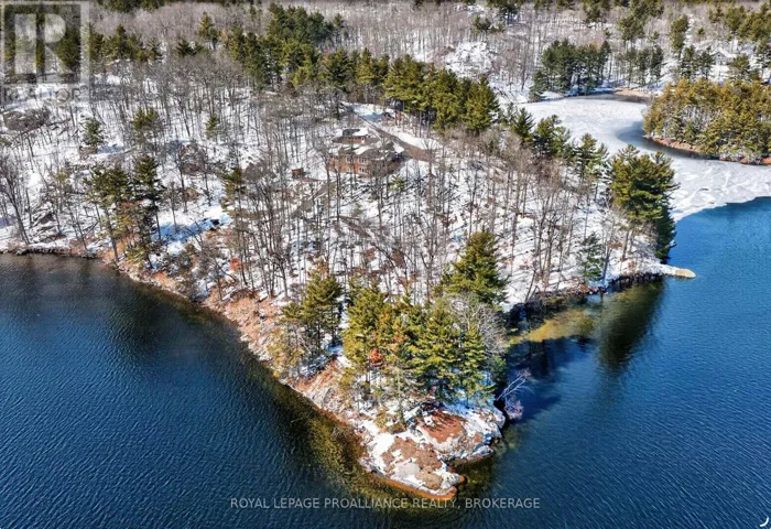 606 WHITES POINT ROAD, Rideau Lakes, Ontario K0H2N0