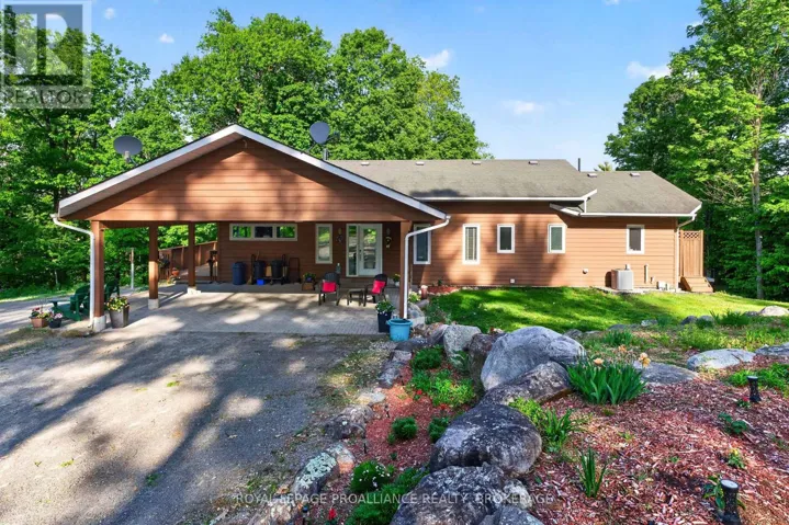 606 WHITES POINT ROAD, Rideau Lakes, Ontario K0H2N0