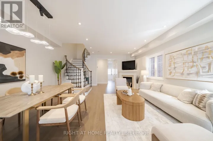 14 LADY LORETTA LANE, Vaughan (Patterson), Ontario L6A4G3