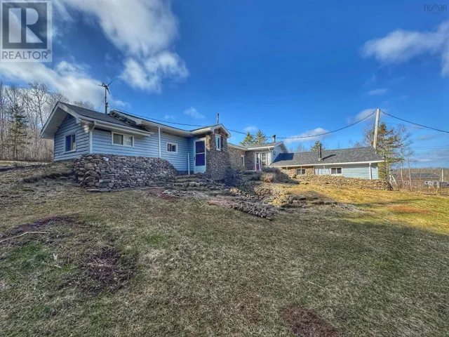 102 East Torbrook Road, South Tremont, Nova Scotia B0P1R0