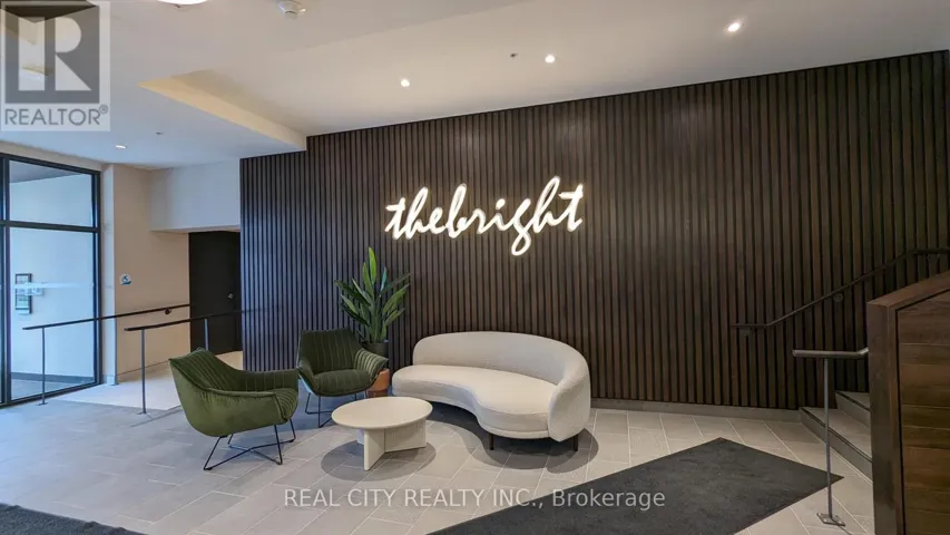 1510 - 741 KING STREET WEST STREET, Kitchener, Ontario N2G0E9