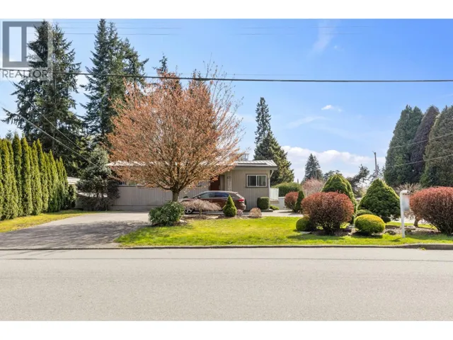 532 PERTH AVENUE, Coquitlam, British Columbia V3J2E3