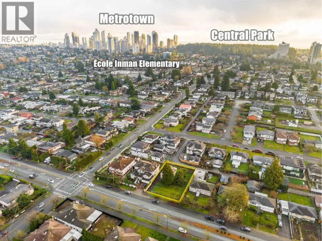 3786 MOSCROP STREET, Burnaby, British Columbia V5G2C8