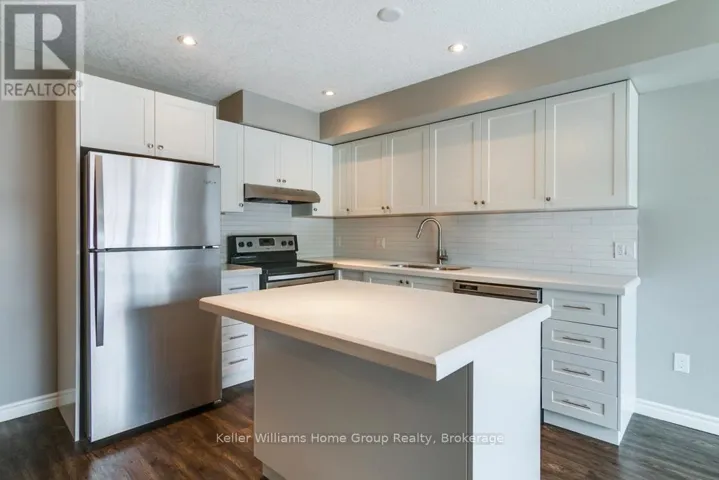15 - 75 KEHL STREET, Kitchener, Ontario N2M3V1