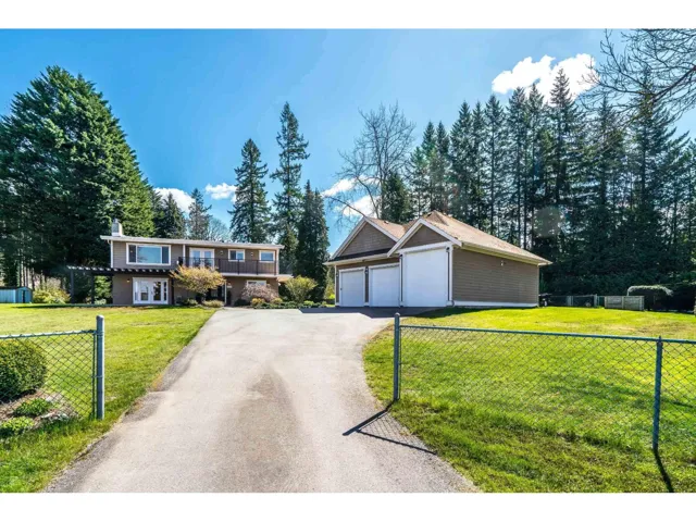 5216 234 STREET, Langley, British Columbia V2Z2P6