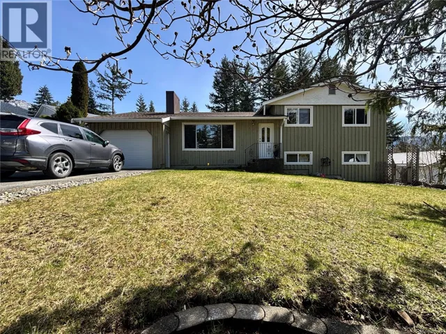 445 Chamiss Cres, Gold River, British Columbia V0P1G0