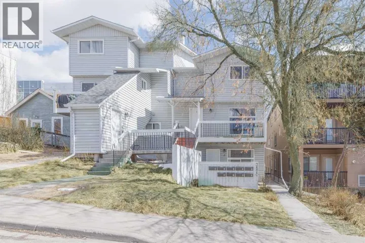 2, 3820 Parkhill Place SW, Calgary, Alberta T2S2W7