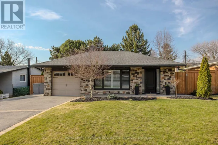 1375 LANGDALE CRESCENT, Oakville (FA Falgarwood), Ontario L6H2K7