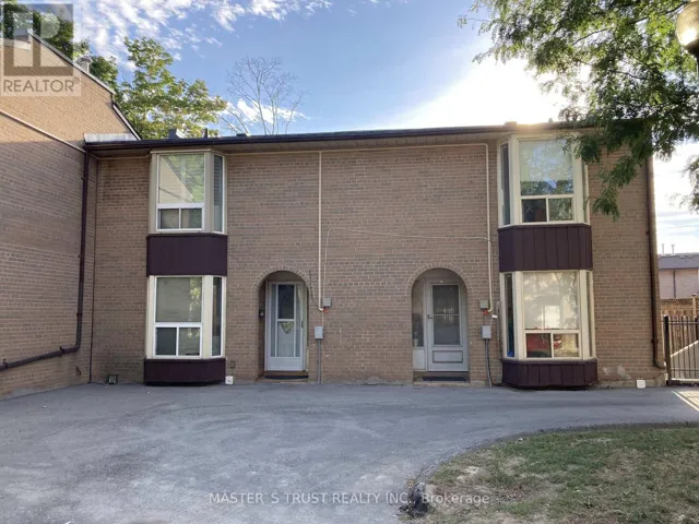 72 - 246 JOHN GARLAND BOULEVARD, Toronto (West Humber-Clairville), Ontario M9V1N8