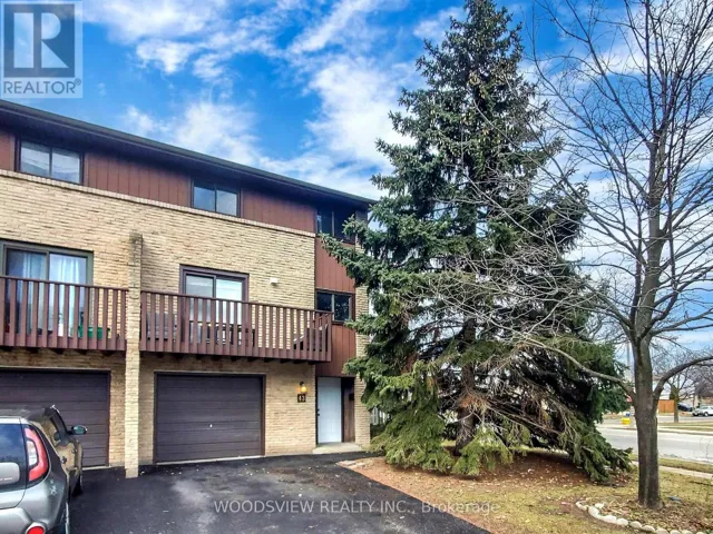 43 - 1250 LIMERIDGE ROAD E, Hamilton (Trenholme), Ontario L8W1P1