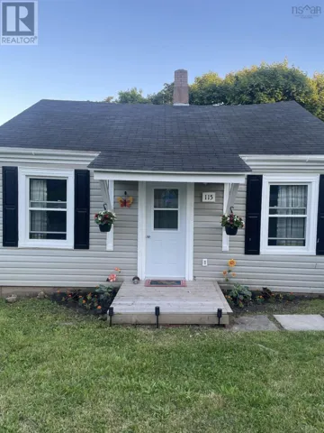 115 Chestnut Street, Pictou, Nova Scotia B0K1H0