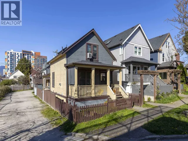 1011 KEEFER STREET, Vancouver, British Columbia V6A1Y9