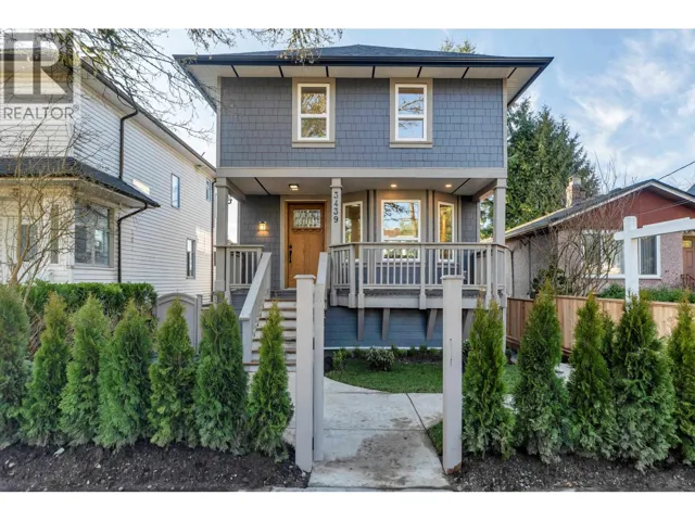 3439 FLEMING STREET, Vancouver, British Columbia V5N3V7