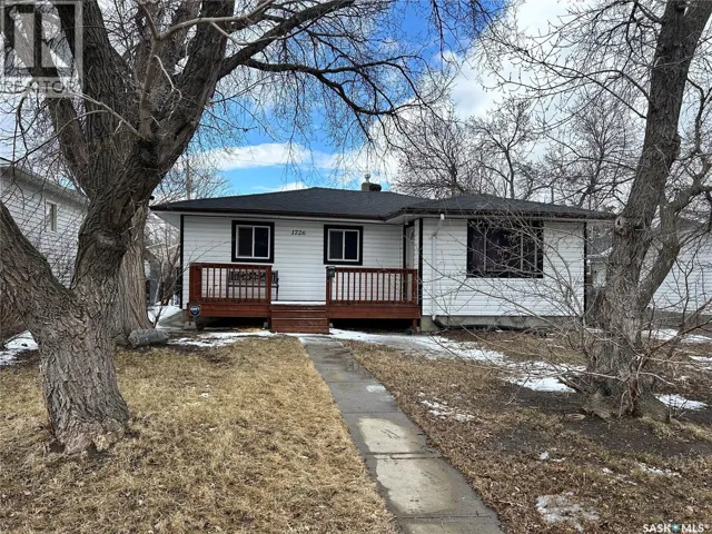 Street 1726 Forget STREET, Regina, Saskatchewan S4T4Y5