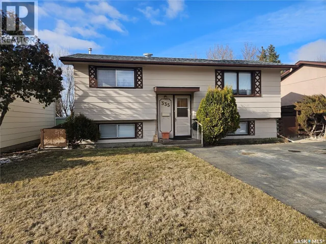 335 Aspen DRIVE, Swift Current, Saskatchewan S9H3Z8