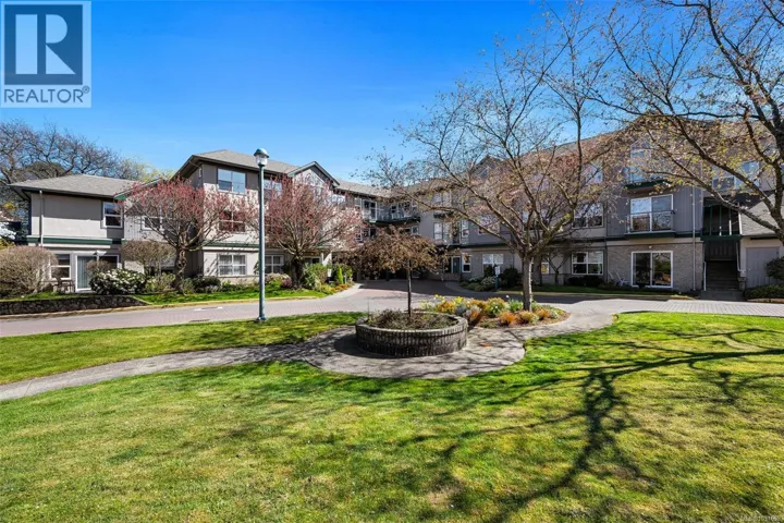 104 1485 Garnet Rd, Saanich, British Columbia V8P5T5
