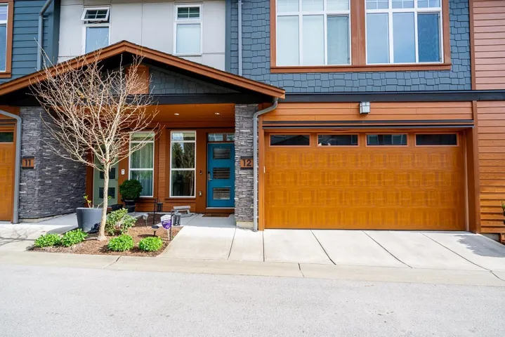 12 17033 FRASER HIGHWAY, Surrey, British Columbia V4N6V2