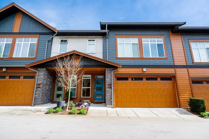 12 17033 FRASER HIGHWAY, Surrey, British Columbia V4N6V2