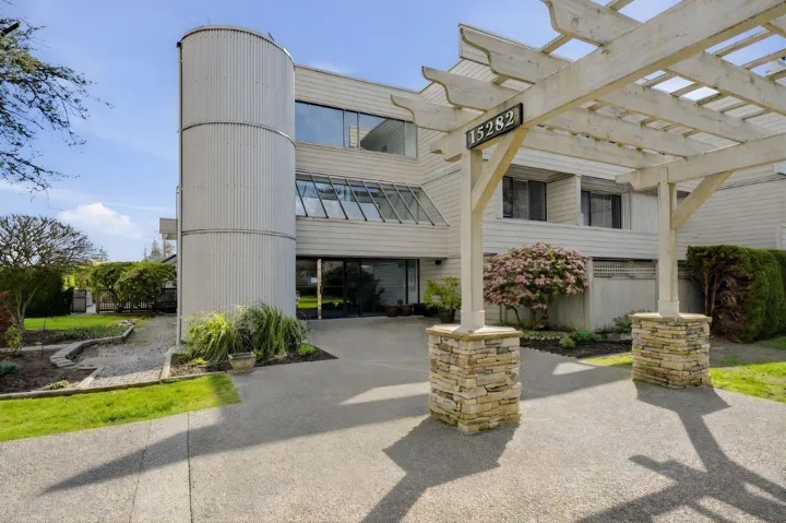211 15282 19TH AVENUE, Surrey, British Columbia V4A1X6