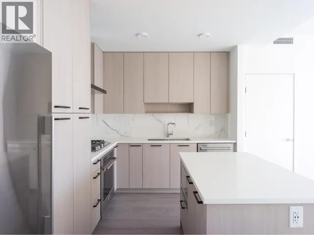 2501 555 SYDNEY AVENUE, Coquitlam, British Columbia V3K0G5