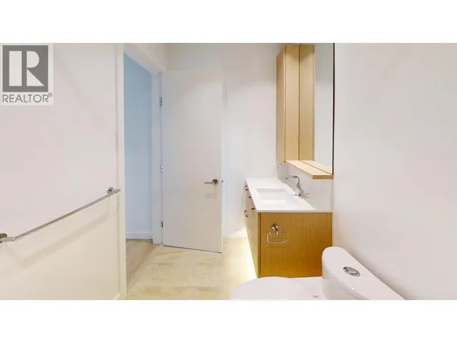 9xx 567 CLARKE ROAD, Burnaby, British Columbia V3J0K7