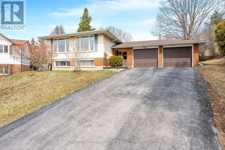 812 HILLSIDE DRIVE, Kingston (South of Taylor-Kidd Blvd), Ontario K7M5Y8