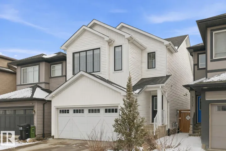 9235 223 ST NW, Edmonton, Alberta T5T7M1