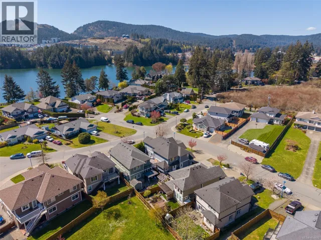 2798 Lakeshore Pl, Langford, British Columbia V9B5T5