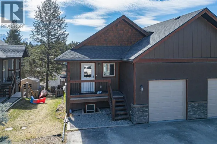 989 SWANSEA VIEW Road Unit# 10, Windermere, British Columbia V0A1K3