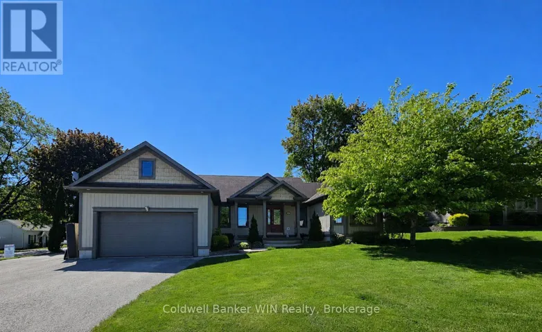 300 DURHAM STREET W, Wellington North (Mount Forest), Ontario N0G2L1