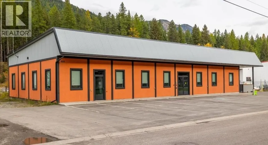 652 SPARWOOD Drive Unit# F, Sparwood, British Columbia V0B2G0