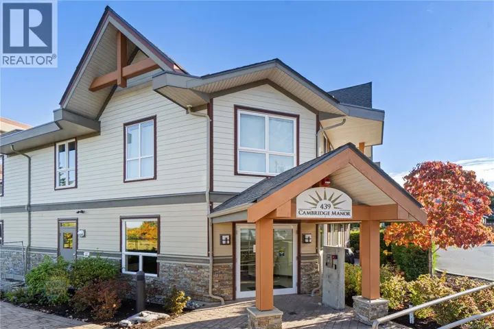 203 439 College Rd, Qualicum Beach, British Columbia V9K0B2