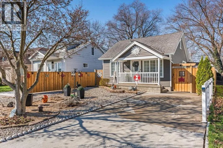 341 Frank, Windsor, Ontario N8S3N9