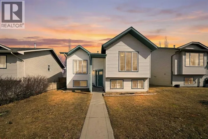 93 Old Boomer Road, Sylvan Lake, Alberta T4S2H9