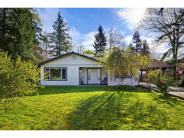 7762 FIR STREET, Mission, British Columbia V2V4N5