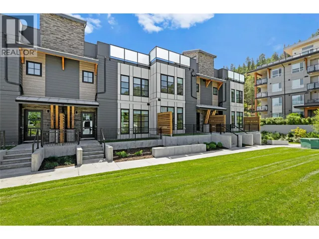 1455 Cara Glen Court Unit# 135, Kelowna, British Columbia V1V3B8