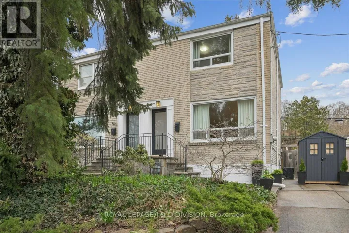 51 SKYLARK ROAD, Toronto (Lambton Baby Point), Ontario M6S4M5