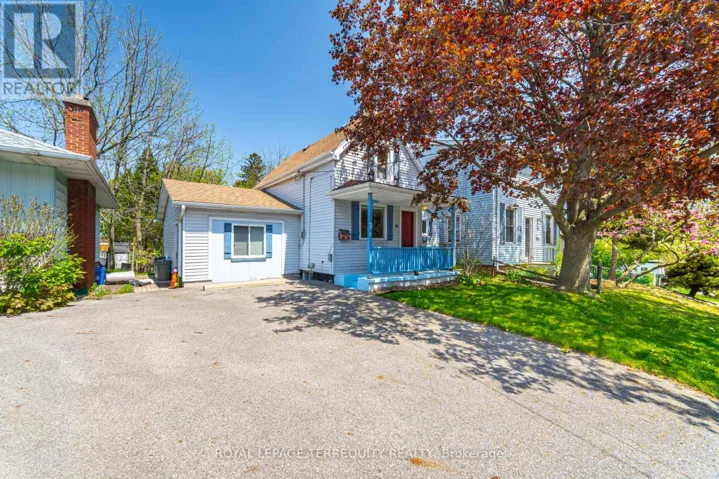 16 ROYAL AVENUE, Hamilton (Ainslie Wood), Ontario L8S2C2