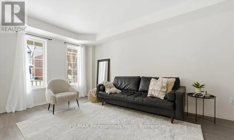 98 ROXTON ROAD, Oakville (RO River Oaks), Ontario L6H6V4