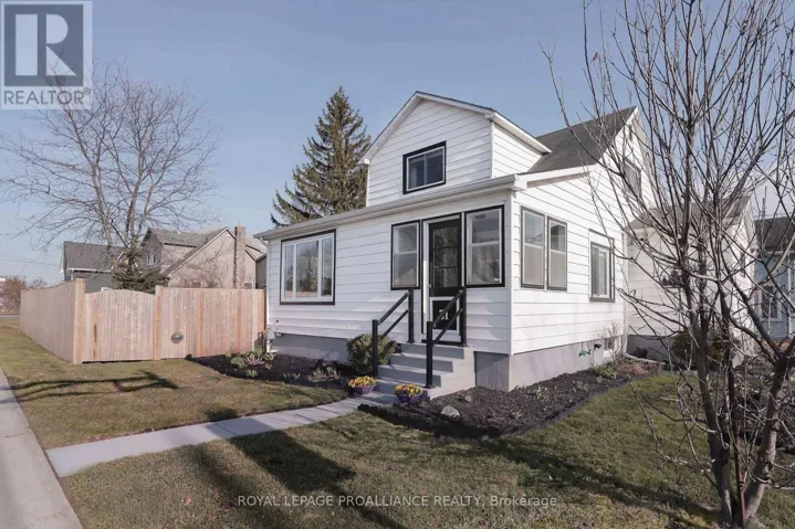 31 ELIZABETH STREET, Brighton, Ontario K0K1H0