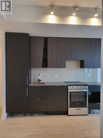 4702 - 3900 CONFEDERATION PARKWAY, Mississauga (City Centre), Ontario L5B0M3