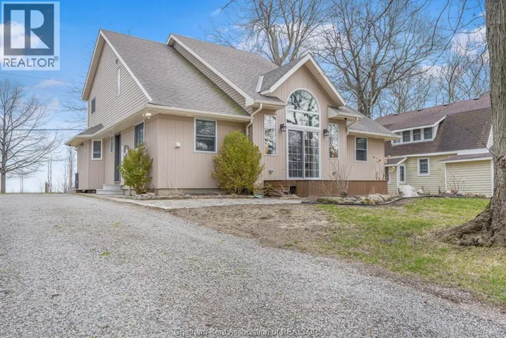 17938 Lakeshore ROAD, Rondeau Park, Ontario N0P1X0